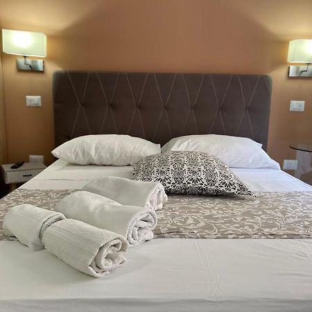 Ciu Ciu Home Suite ปาแลร์โม ภายนอก รูปภาพ