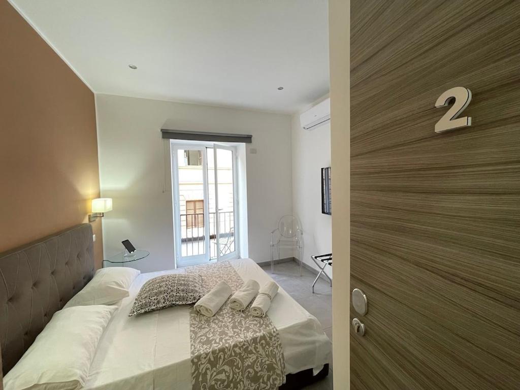 Ciu Ciu Home Suite ปาแลร์โม ภายนอก รูปภาพ